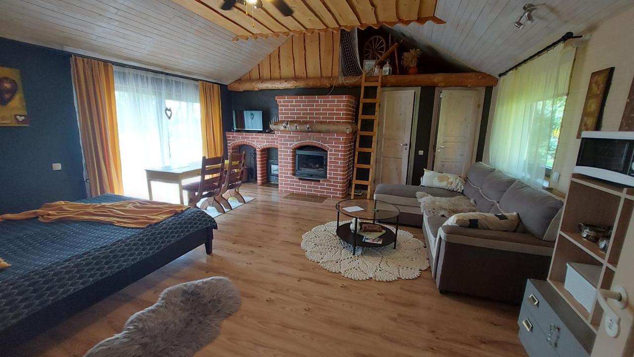 Ferienwohnung Tuka Talu Soomaa Piirkonnas Tori Exterior foto